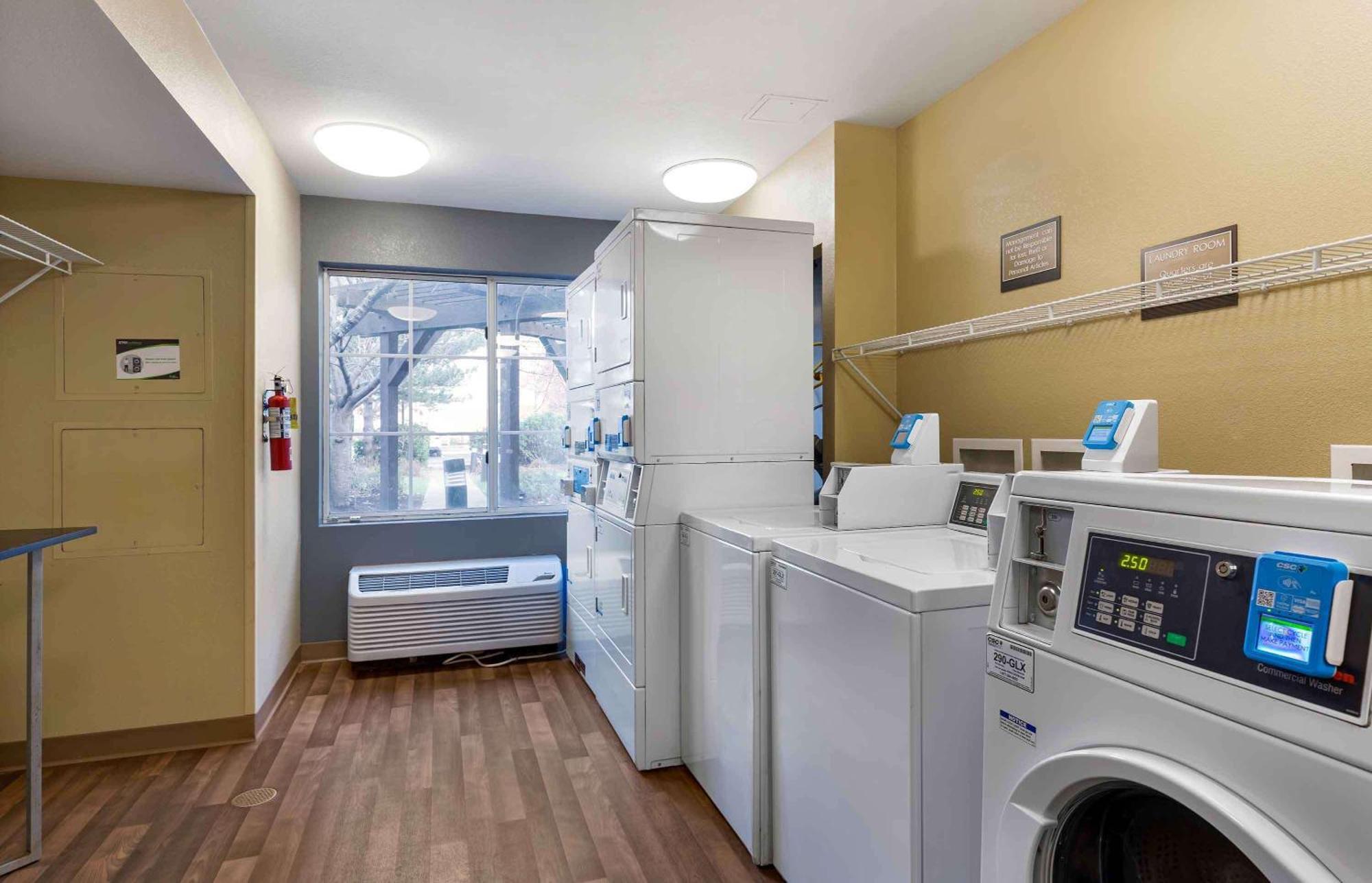 Extended Stay America Suites - Boston - Waltham - 32 4Th Ave Екстер'єр фото