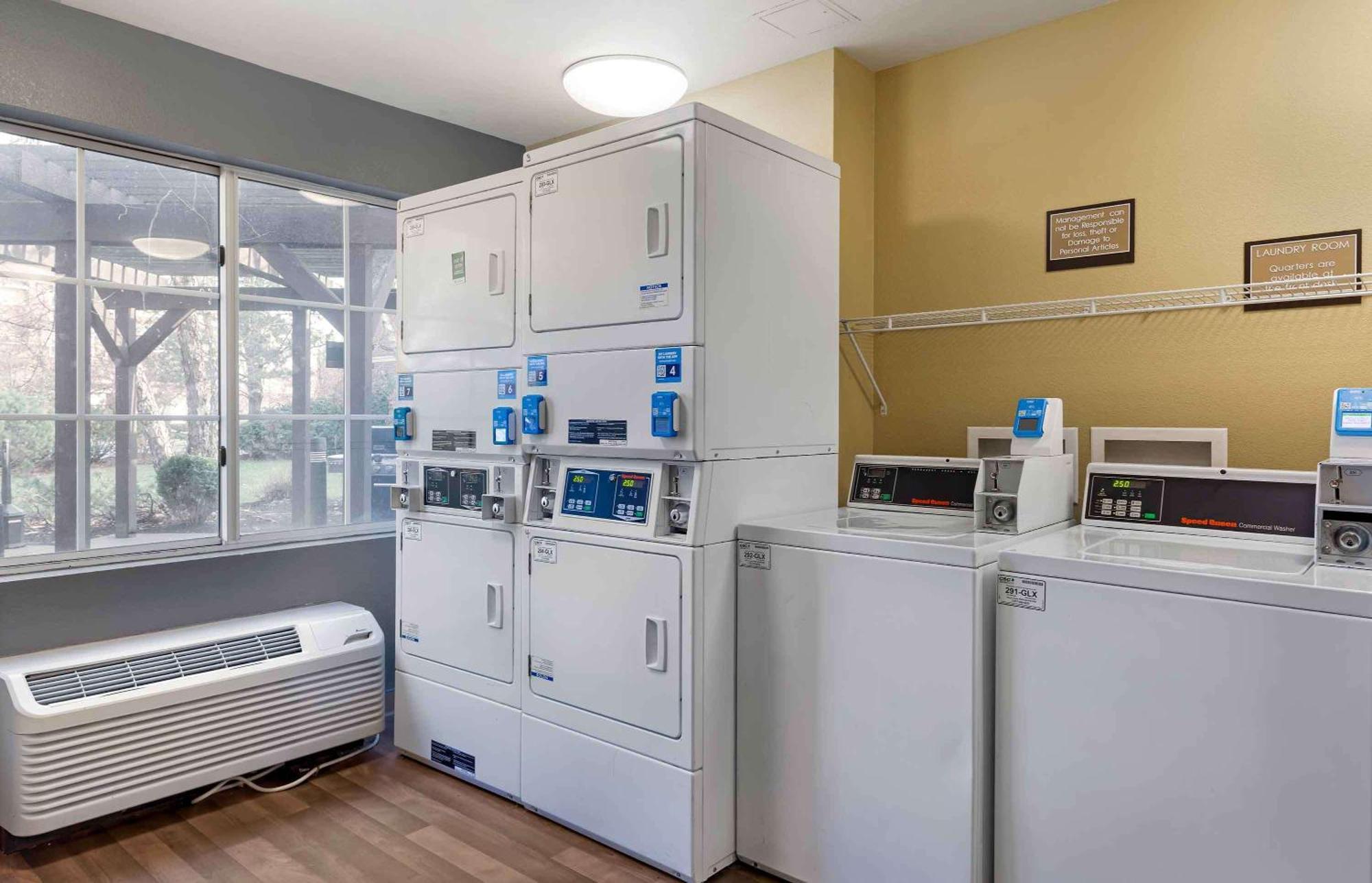 Extended Stay America Suites - Boston - Waltham - 32 4Th Ave Екстер'єр фото
