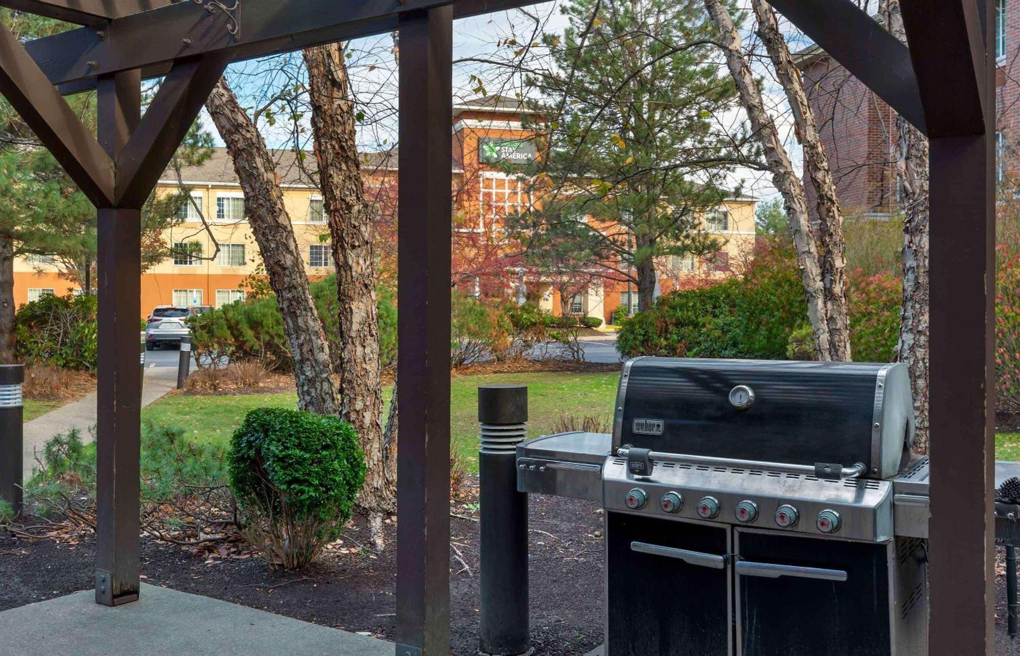 Extended Stay America Suites - Boston - Waltham - 32 4Th Ave Екстер'єр фото