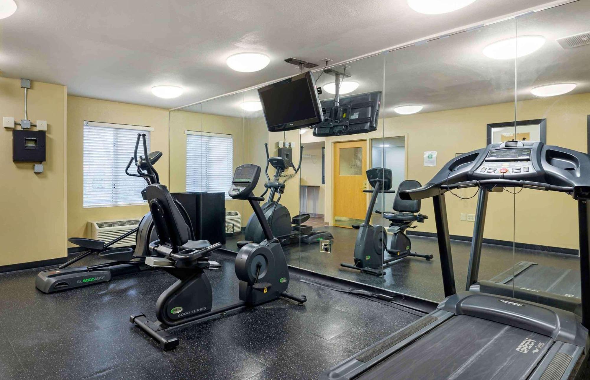 Extended Stay America Suites - Boston - Waltham - 32 4Th Ave Екстер'єр фото