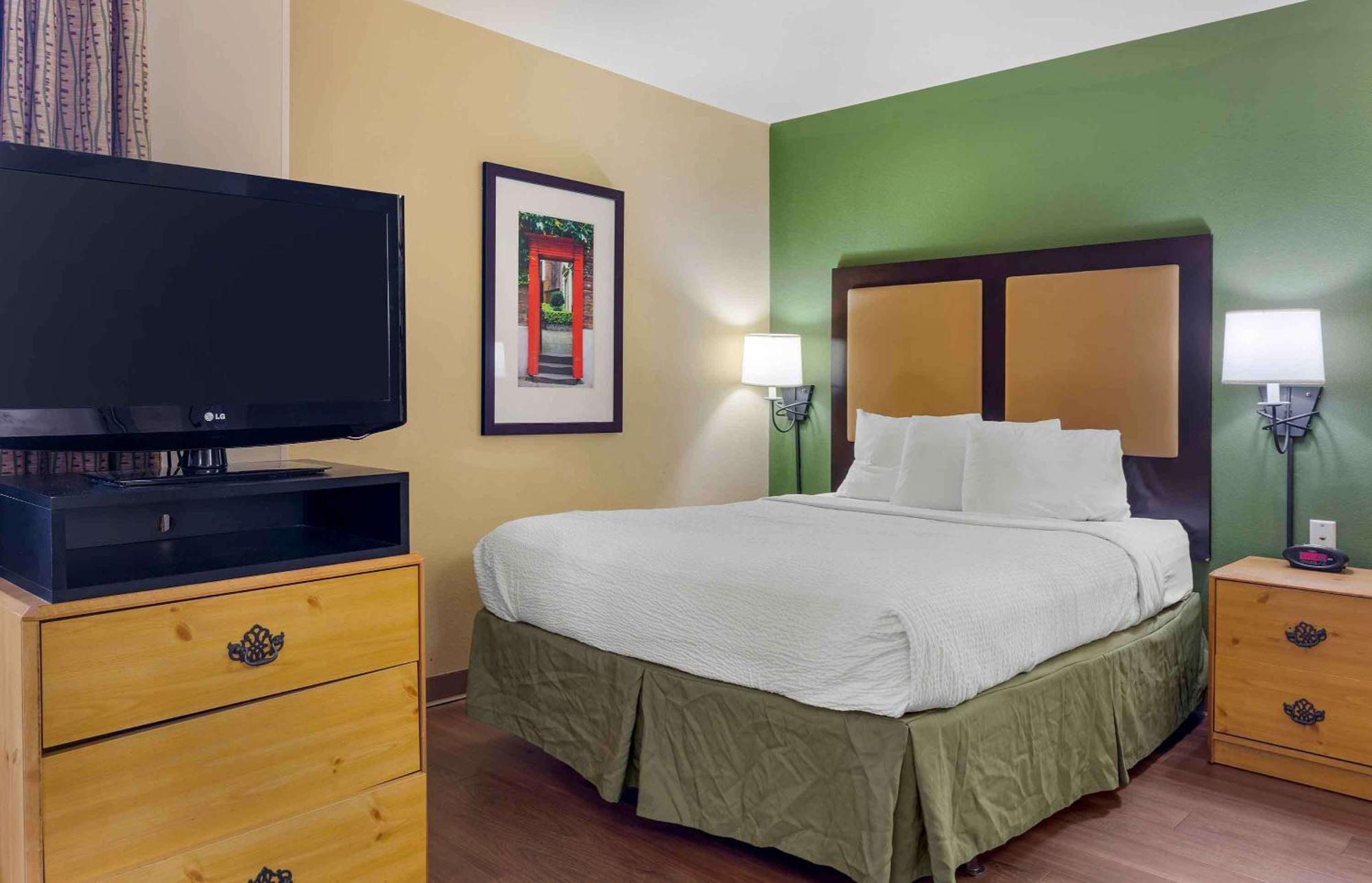 Extended Stay America Suites - Boston - Waltham - 32 4Th Ave Екстер'єр фото