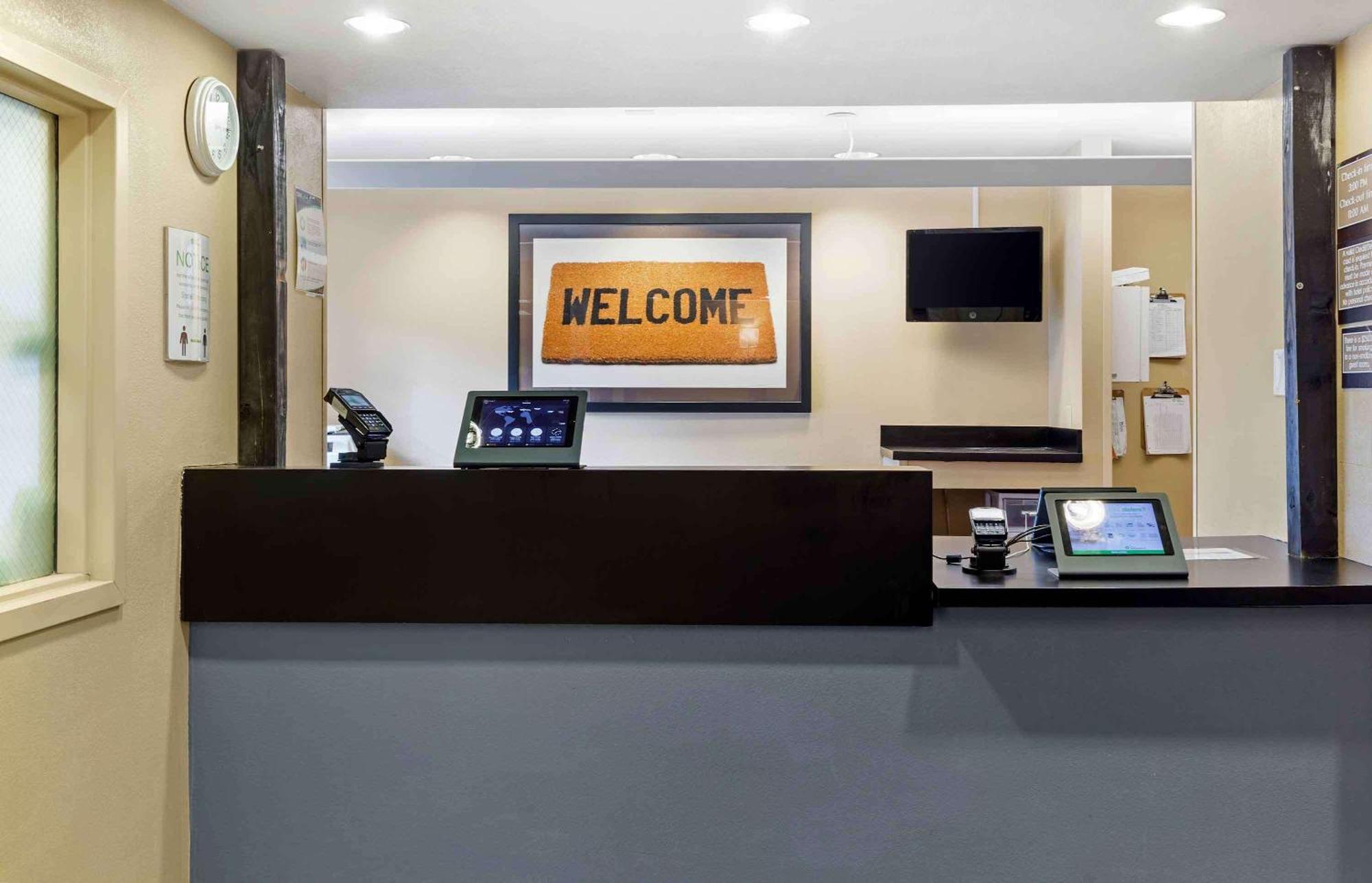 Extended Stay America Suites - Boston - Waltham - 32 4Th Ave Екстер'єр фото