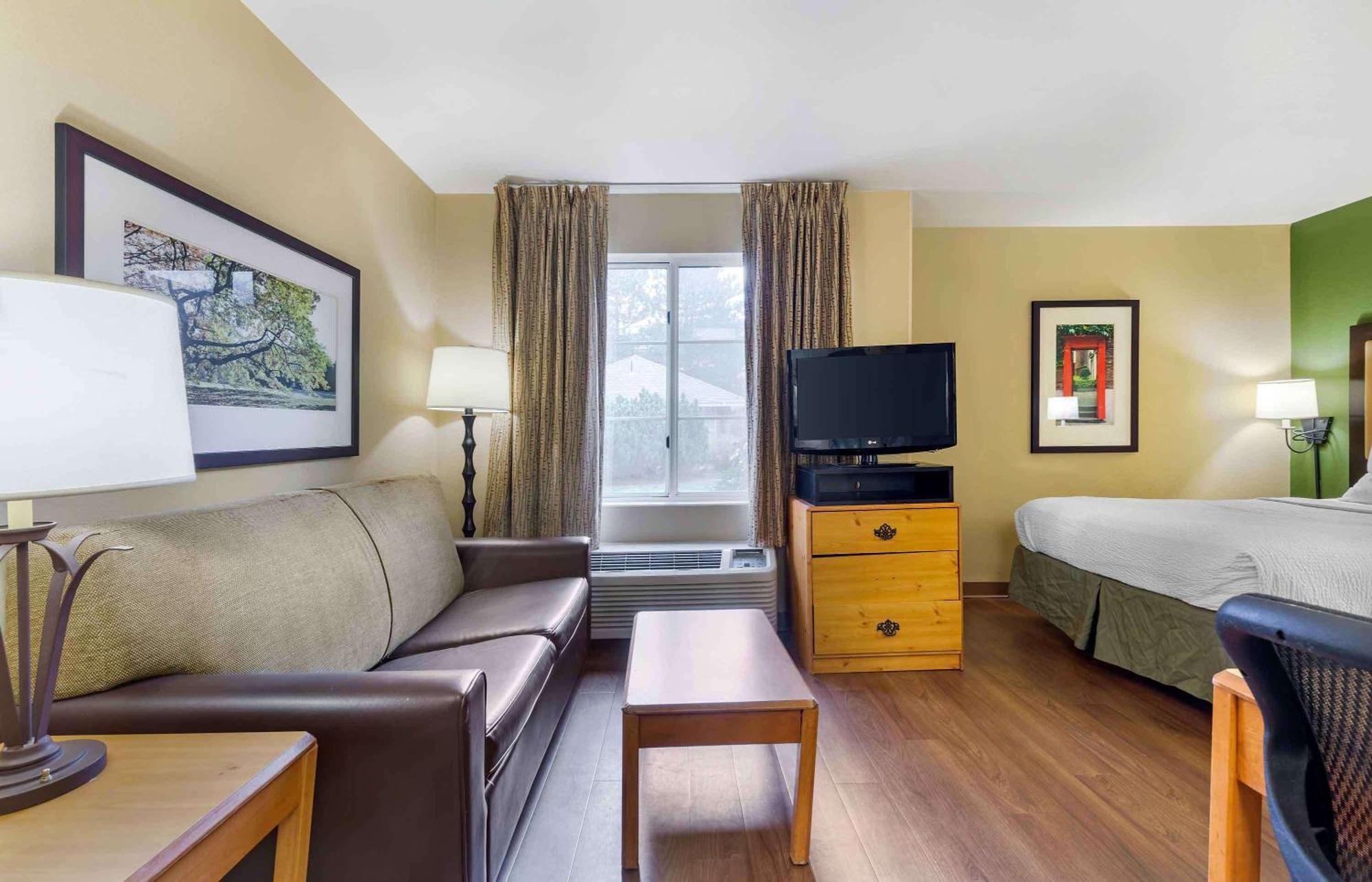 Extended Stay America Suites - Boston - Waltham - 32 4Th Ave Екстер'єр фото