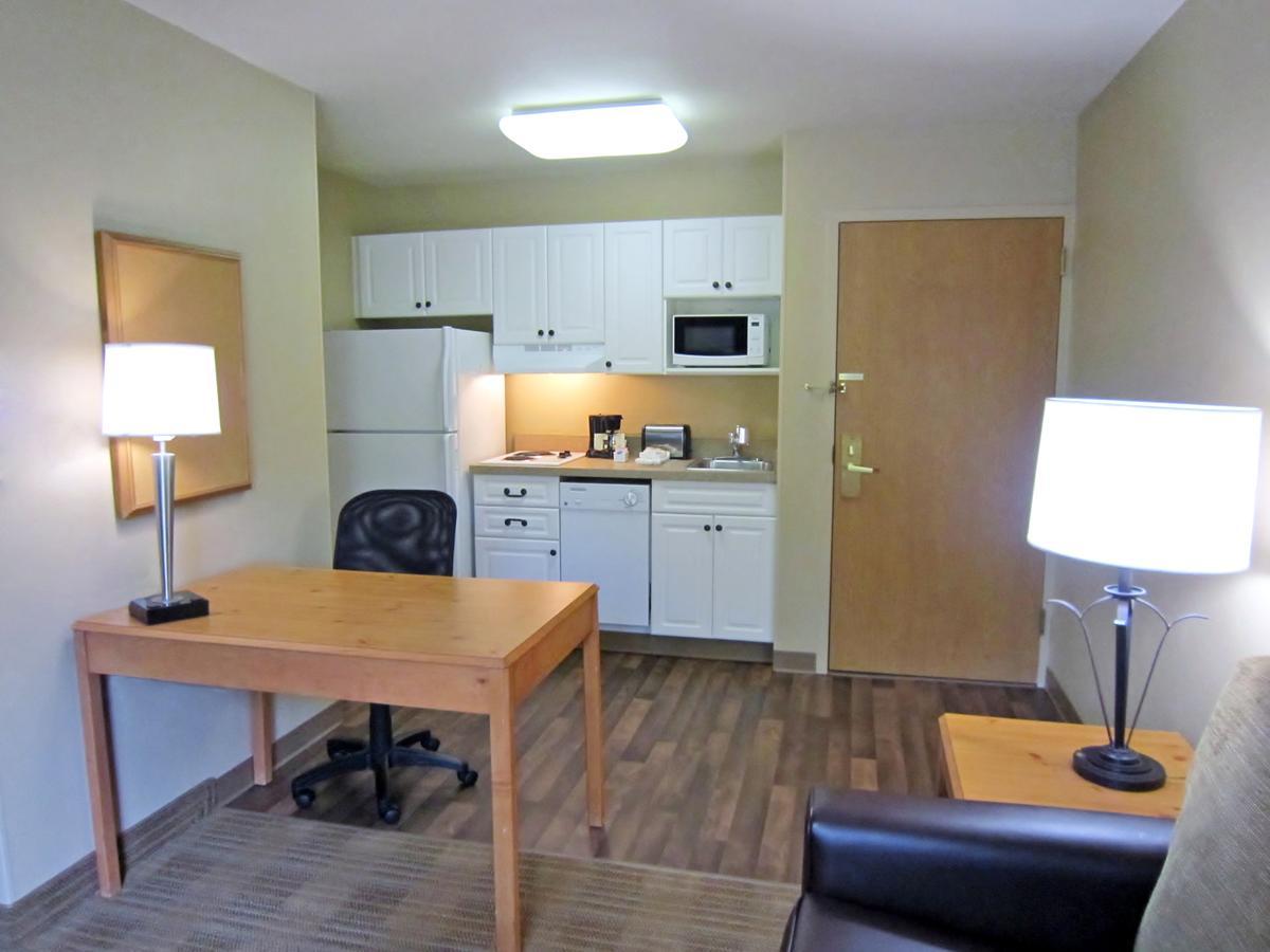 Extended Stay America Suites - Boston - Waltham - 32 4Th Ave Екстер'єр фото